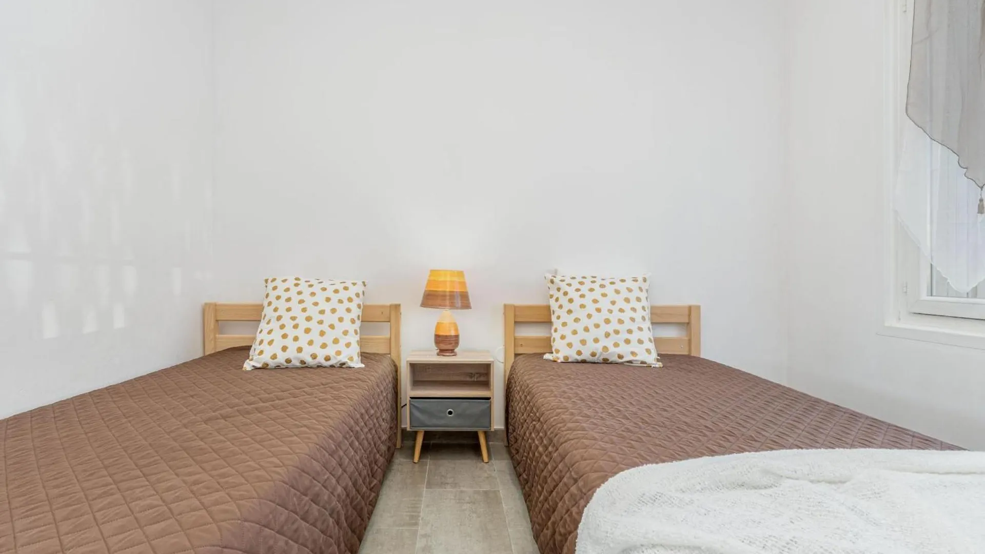 Holiday home Casa Luminosa Con Amplia Terraza En Roses, Cerca De La Playa Y Bien Equipada - Hisp-288-42 Villa