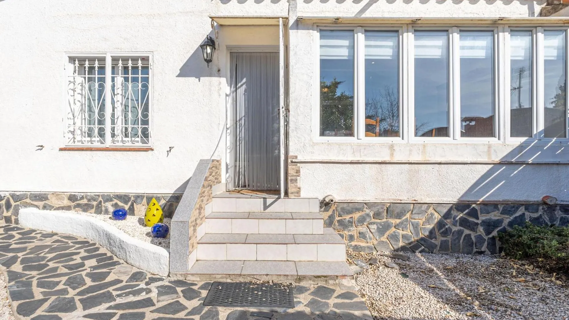 Holiday home Casa Luminosa Con Amplia Terraza En Roses, Cerca De La Playa Y Bien Equipada - Hisp-288-42 Villa